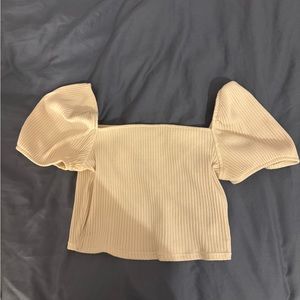 H&M puffy sleeve crop top